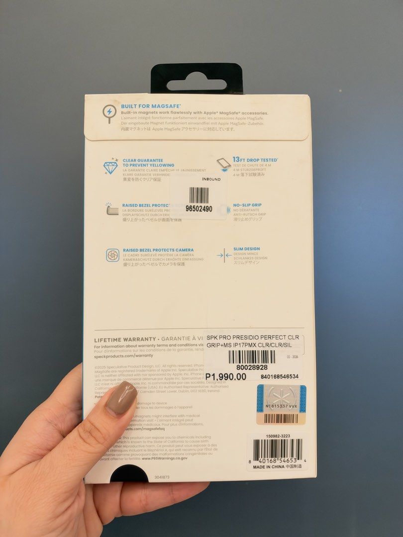 Speck Grip Case for iPhone 17 Pro Max / iPhone 18 Pro Max (Category: Cases & Sleeves) located in Marikina City. Submitted by casesandmanymore (Listing ID 1468439084, Image 2). Description: Hydrogel attached Not yellowish.