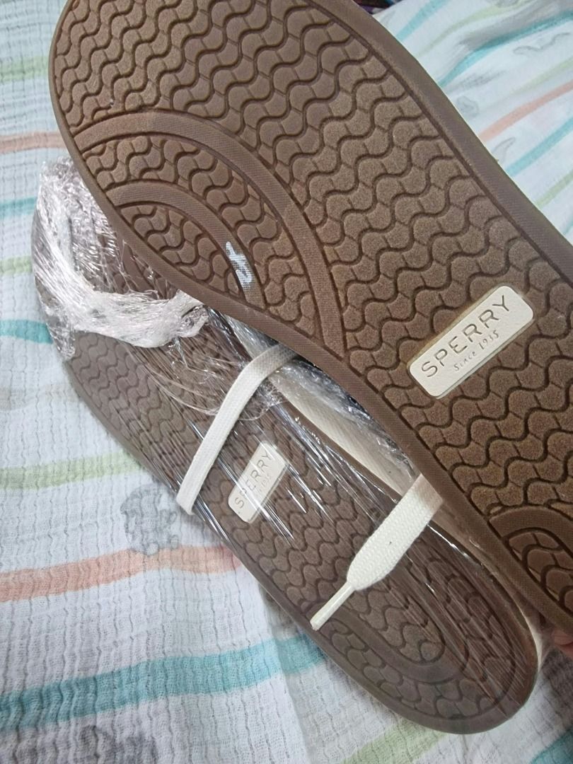Sperry Charter Navy Size 10 (Category: Sneakers) located in Quezon City. Submitted by jojoleen28 (Listing ID 1468297468, Image 2). Description: .