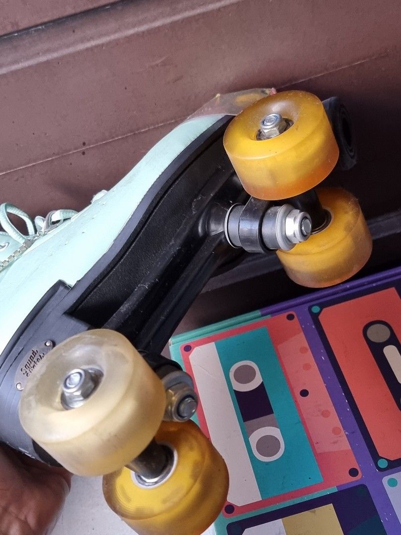 Squad Skates Mint Size 41 (Category: Skates, Rollerblades & Scooters) located in Caloocan City. Submitted by mursedani (Listing ID 1468386955, Image 3). Description: Buy niyo na for only 1.5k🥹OG was price 2k • RFS: Need tuition funds and too busy for this hobby :< Used only twice. ✅ Included original wheel tools ✅ with OG box carrier ✅FREE rainbow bump cover ✅ FREE ankle charm ✅ What you see is what you get. ✅ I can send pictures/ video proof of