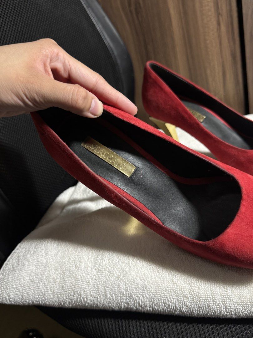 Stacatto Vintage Red Tip Toe Suede Heels (Category: Sneakers & Footwear) located in Manila. Submitted by purrrcloset (Listing ID 1468373838, Image 2). Description: collection & vintage finds personal.