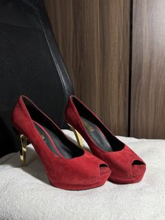 (Category: ) located in . Submitted by purrrcloset (Listing ID 1468373838, Image 1). Description: .