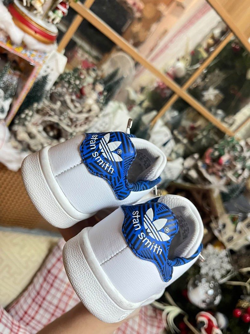 Stansmith shoes (Category: Babies & Kids Fashion) located in Bulacan. Submitted by brandedforless999 (Listing ID 1468348909, Image 3). Description: Kids OG standsmith 9/10condi preloved US: 11K 🇪🇺 EU: 28 📏 Foot length: 17cm 💰690php 🛑MINERS, We can do unli videocall with items, or can personally pickup the items. If still doubt DONT BUY. 🔵MOP- BPI/BDO/AUB/GCASH 🔵COURIER-J&T/LALAMOVE.