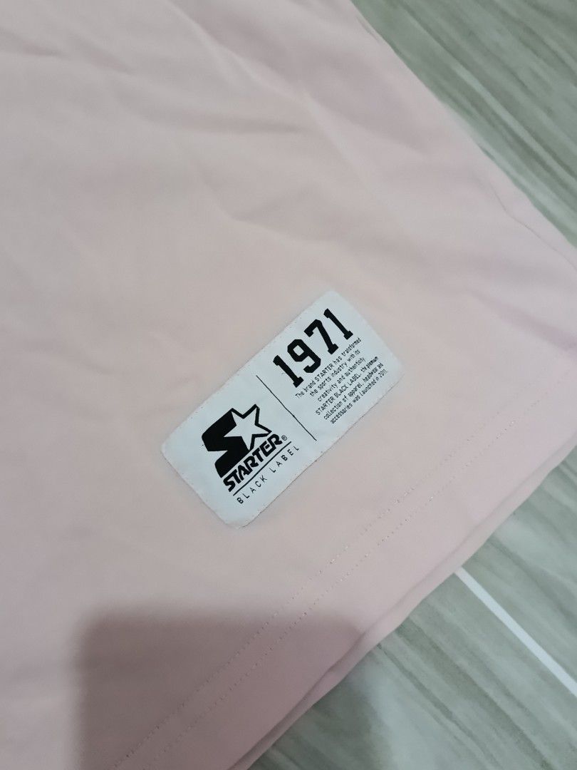 STARTER ARCH BLACK LABEL TSHIRT (freeshipping) (Category: Tshirts & Polo Shirts ) located in Quezon City. Submitted by gyl-stop (Listing ID 1468410070, Image 3). Description: free shipping 24.5 x 29 excellent condi cr: 9.8/10 issue: none.