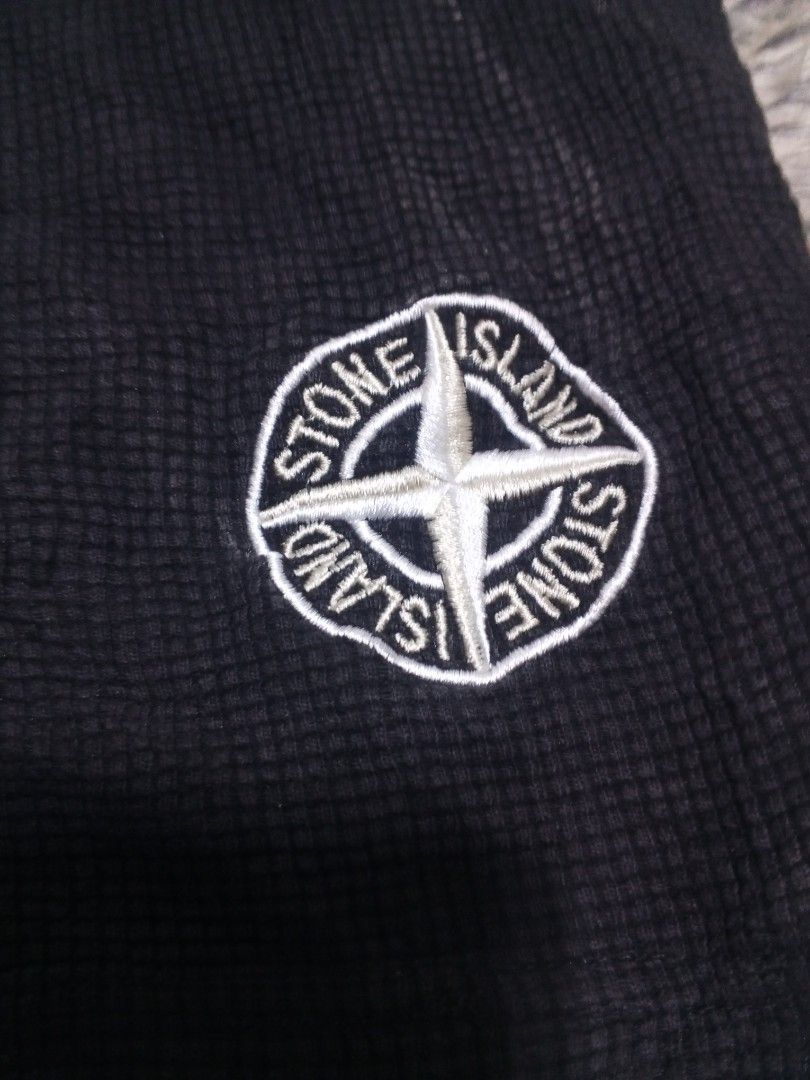 STONE ISLAND (Category: Shorts) located in Manila. Submitted by pagatpatan59259 (Listing ID 1468284211, Image 3). Description: STONE ISLAND Size: XL on tag Price: 750.