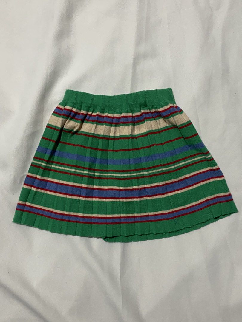 Stripes Mini Skirt (Category: Skirts) located in Makati City. Submitted by weirdshopping (Listing ID 1468287485, Image 1). Description: .