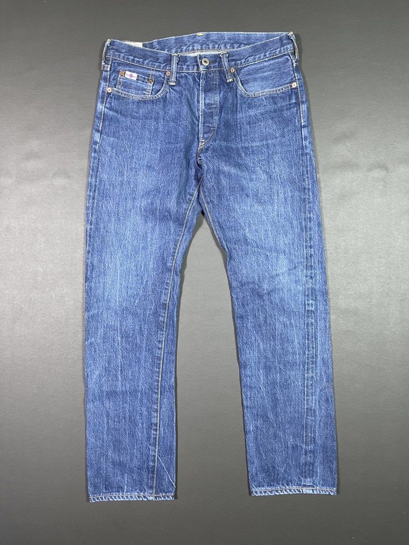 Studio D’Artisan SD107XX (Category: Jeans) located in Caloocan City. Submitted by dapreluv (Listing ID 1468461325, Image 2). Description: Studio D’Artisan SD107XX Width: 31” Front Rise: 9.5” Thigh: 11” Knee: 8.5” Inseam: 29” Leg opening: 7.5” Length: 39” .