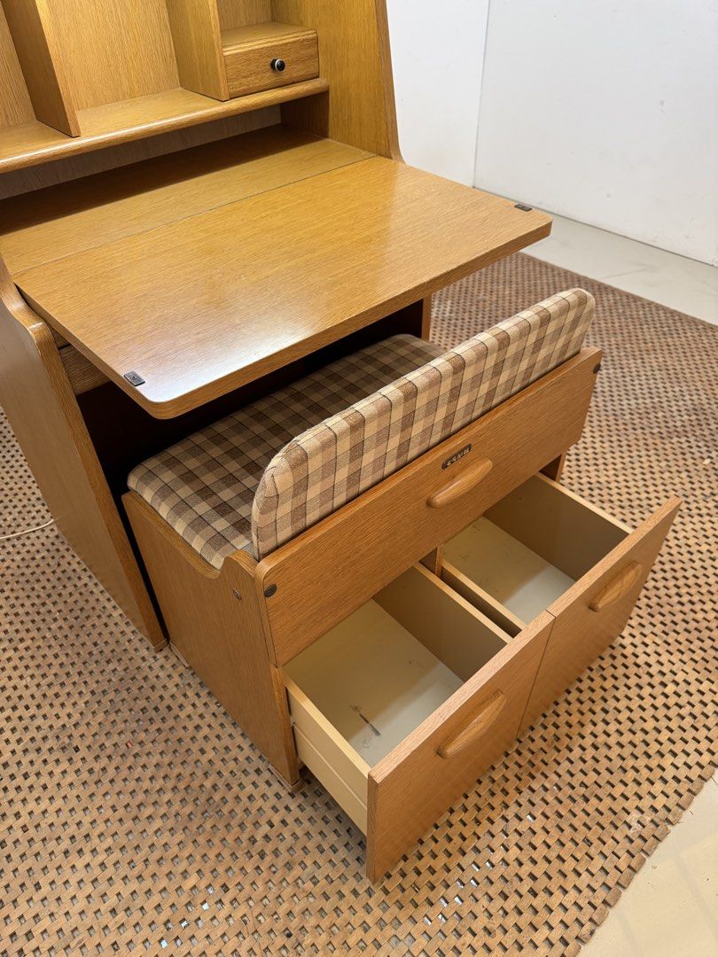 Study desk (Category: Tables & Sets) located in Quezon City. Submitted by matetdevis13 (Listing ID 1468465406, Image 3). Description: Vintage Wooden Secretary/Study Desk with Hutch & Pull-Out Storage Chair Price: 10,900 L29.5 x W17.5/28.5 x H72/29 In good condition Code MJS35-MJ455.