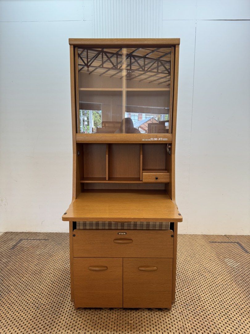 Study desk (Category: Tables & Sets) located in Quezon City. Submitted by matetdevis13 (Listing ID 1468465406, Image 2). Description: Vintage Wooden Secretary/Study Desk with Hutch & Pull-Out Storage Chair Price: 10,900 L29.5 x W17.5/28.5 x H72/29 In good condition Code MJS35-MJ455.