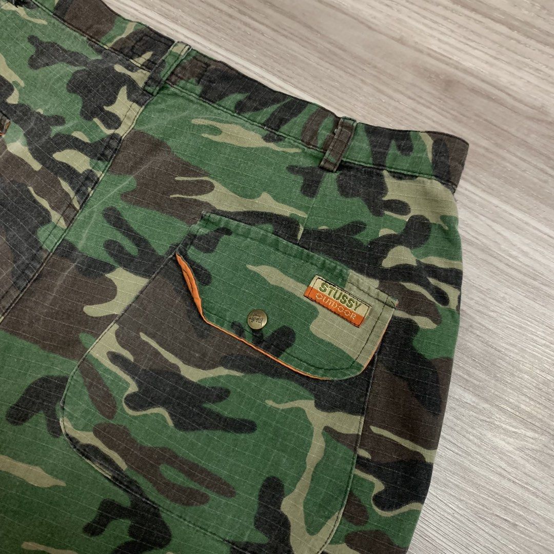 Stussy outdoor camo (Category: Shorts) located in Cavite. Submitted by yobubsss (Listing ID 1468453479, Image 3). Description: Size XL 36w 22.5L Good condition No issue.