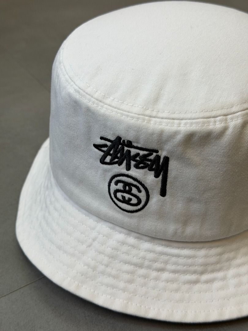 Stussy Stock Lock Bucket hat (Category: Caps & Hats) located in Cabanatuan. Submitted by argarments.ph (Listing ID 1468384653, Image 2). Description: Tagged: Cut tags Condition: Great condition Issue(s): Small dirt stain.