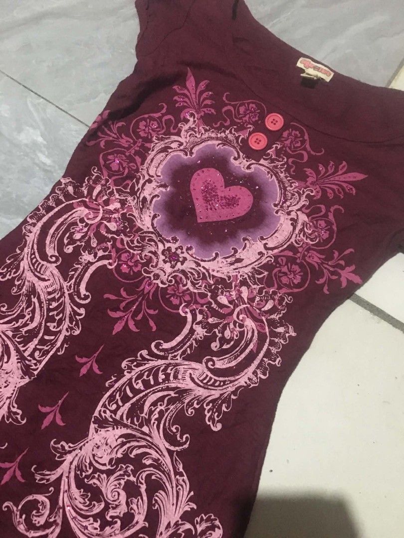 SUGAR TART Y2K FITTED SIZE M ON TAG (Category: Shirts) located in Davao. Submitted by rasthrift22 (Listing ID 1468441627, Image 2). Description: EXCELLENT CONDITION NO ISSUES NEED WASH ONLY COLOR RATE 9.8/10.