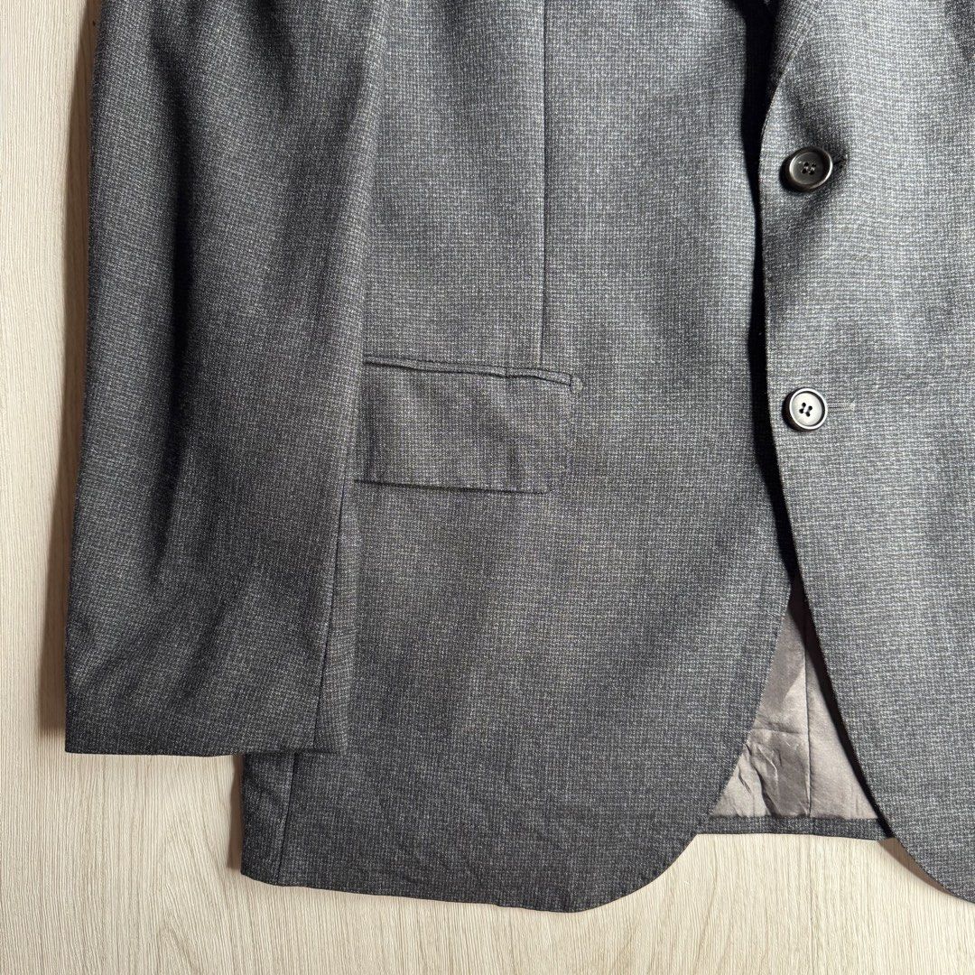 Sugello “Galaxy” Single-breasted blazer (Category: Coats, Jackets and Outerwear) located in Zamboanga. Submitted by rustic.rev (Listing ID 1468385755, Image 3). Description: Sugeļlo “Galaxy” Single-breasted blazer Very good condition, scratches back left sleeve, last photo Tagged: 48A Measurements: Pit to pit: 20” Length: 30” Shoulder: 17” Sleeve length: 24”.