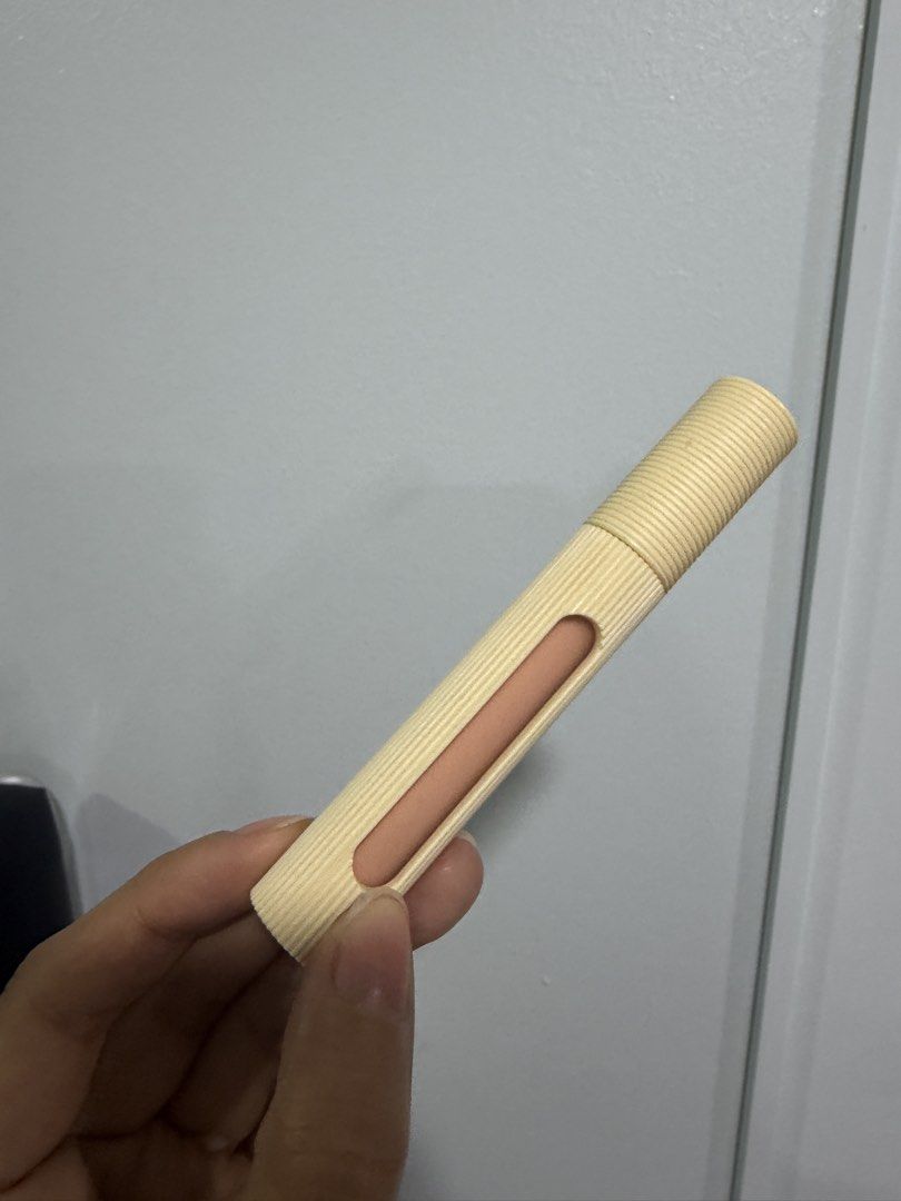 Sunnies skin so good corrector (Category: Makeup) located in Quezon City. Submitted by destashingmycloset (Listing ID 1468325814, Image 1). Description: .