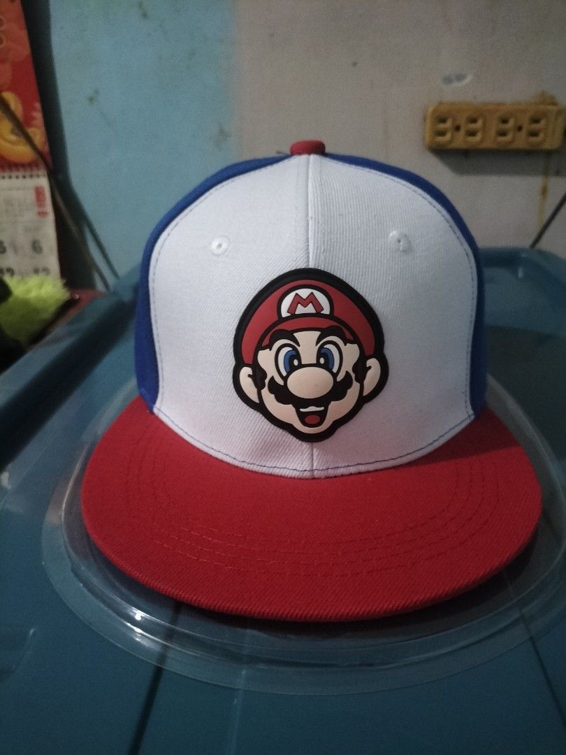 Super Mario CAP w/ Case 🧢 (Brand New) (Category: Caps & Hats) located in Cavite. Submitted by taro_sakamoto_23 (Listing ID 1468361684, Image 1). Description: .