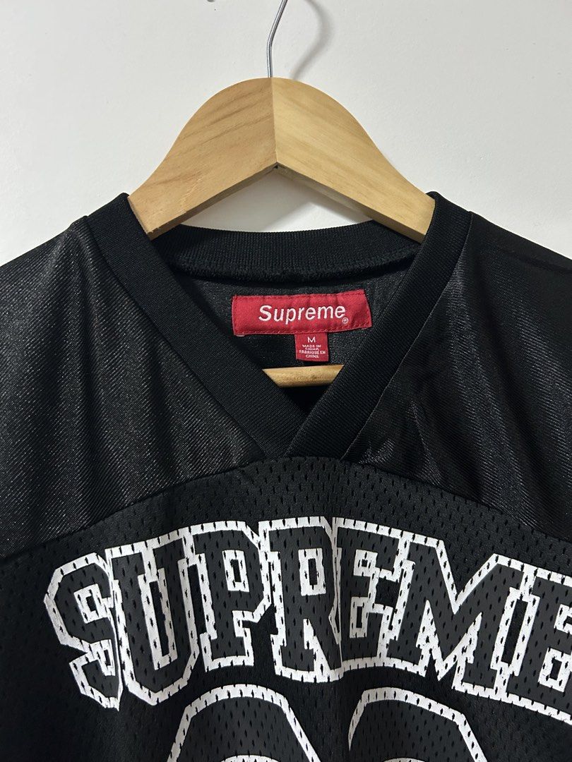 Supreme Jersey shirt (Category: Tshirts & Polo Shirts ) located in San Pablo. Submitted by newdimes (Listing ID 1468362740, Image 3). Description: 22.5x 28 Exellent to as new Rfs: di na kasya.