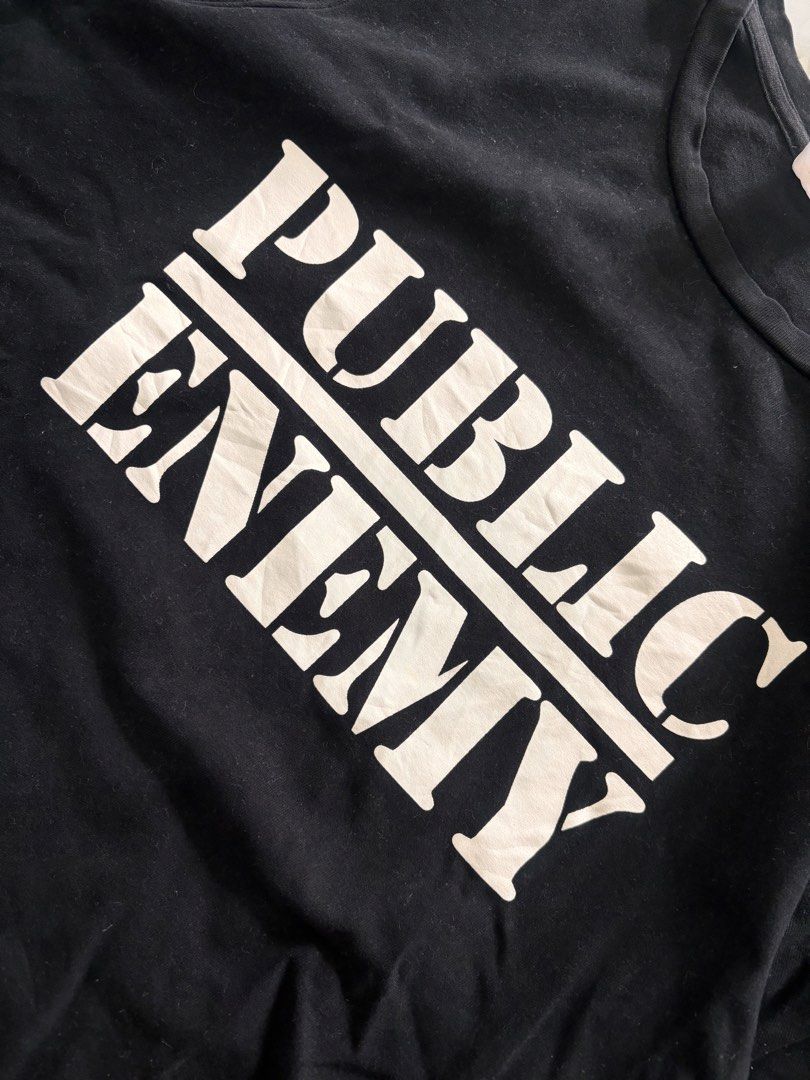 Supreme public enemy (Category: Tshirts & Polo Shirts ) located in Cavite. Submitted by gelloots (Listing ID 1468313343, Image 3). Description: Dimes : 20x25.5 Condition : Good Condition Color rate : 9.5/10 Size on tag: large Wash.