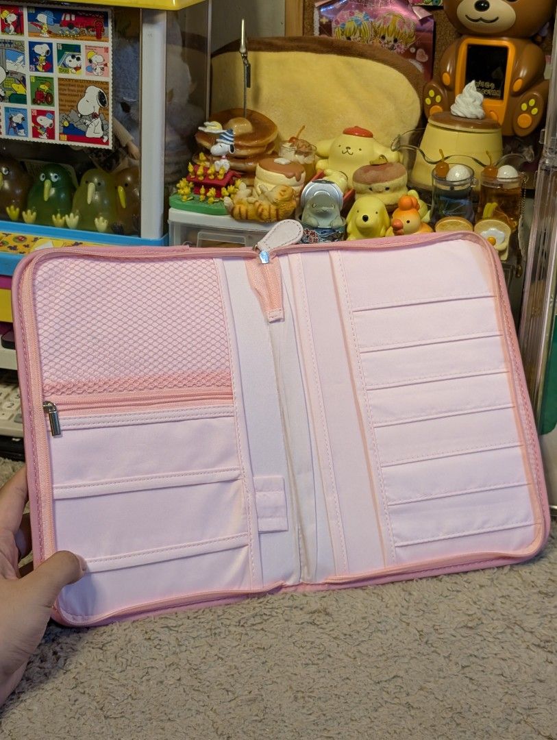 Swimmer Organizer Multi Pouch (Category: Purses & Pouches) located in San Pedro. Submitted by eurisilvers (Listing ID 1468330367, Image 2). Description: — shipping is via J&T Express — mop: gcash, maya, bank transfer — location: san pedro city, laguna.