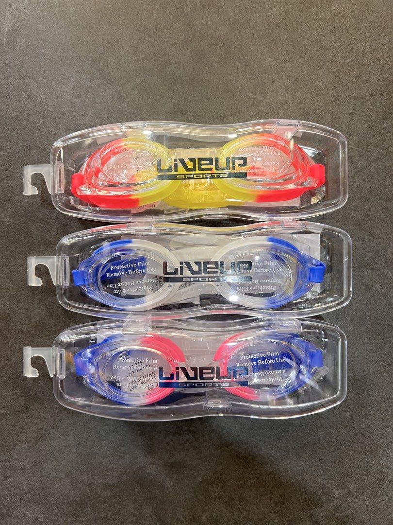 Swimming cap / goggles & kickboard (Category: Water Sports) located in Manila. Submitted by sportinggoods10 (Listing ID 1468303205, Image 3). Description: .