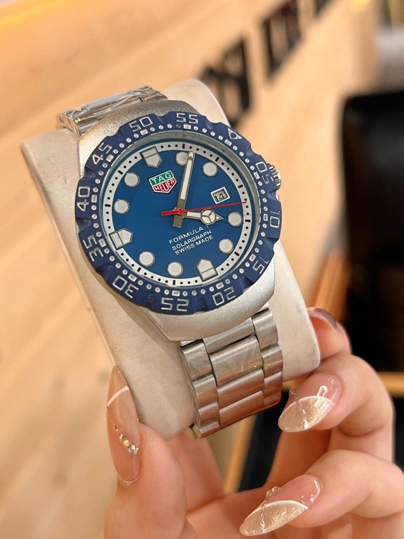 TAG Heuer Formula 1 Solargraph Watch(1.1) (Category: Luxury Watches) located in Las Pinas. Submitted by epichorse-a4fff2 (Listing ID 1468417871, Image 3). Description: Comes with a full set of packaging (High-end quality) TAG Heuer featuring an original quartz movement, 316 stainless steel butterfly clasp strap, 43mm diameter, rugged style, showcasing a man's taste..