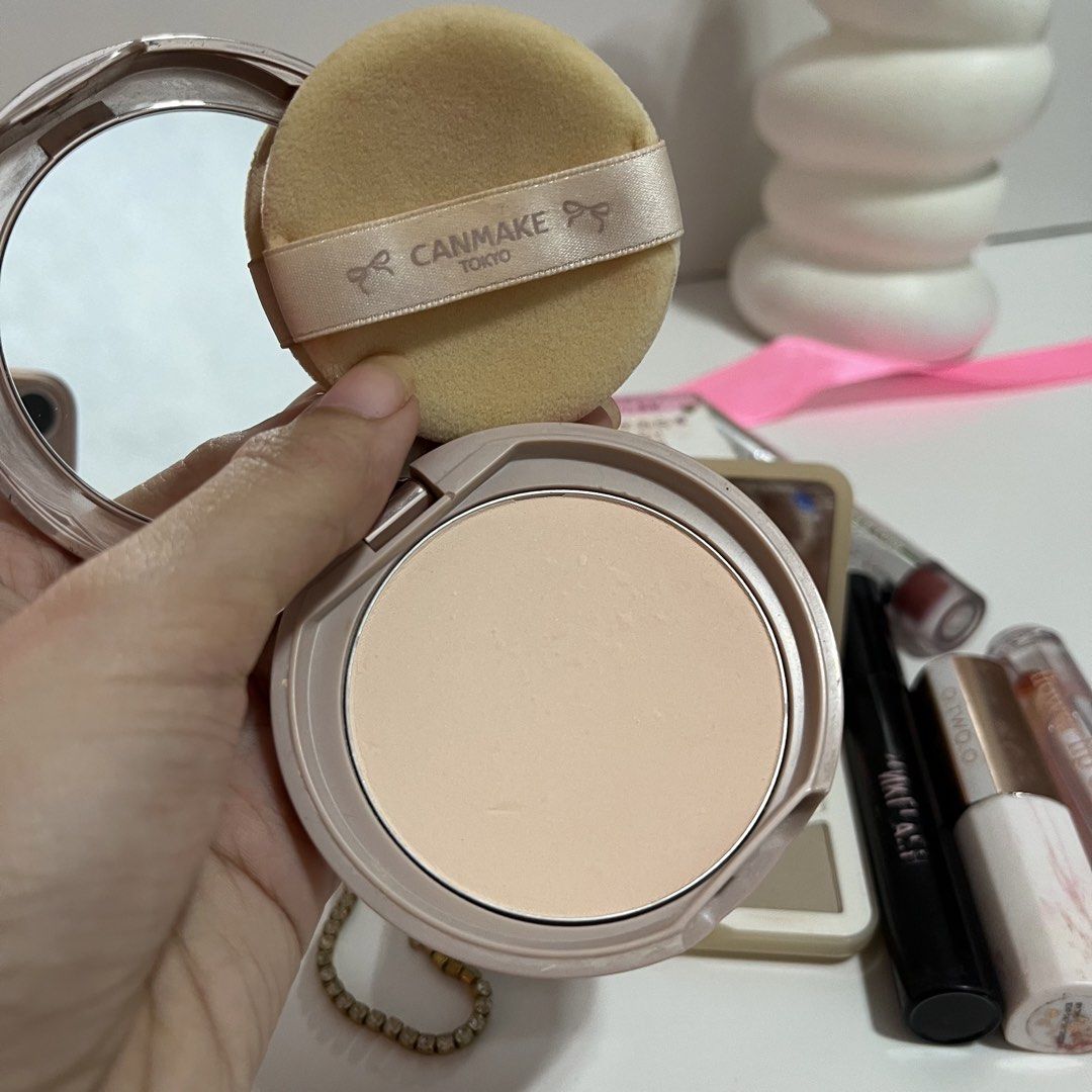 Take all makeup with free bracelet & makeup pouch (Category: Makeup) located in Malabon City. Submitted by aven25 (Listing ID 1468325076, Image 3). Description: 📌Hindi masyado nagamit. Hind rin pa expired, matagal pa expiration. RFS: Tinatamad na mag makeup. Some of the makeup is pricey pero pamigay price na po. .