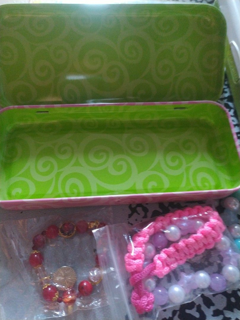 Take all school supplies (Category: Babies & Kids Fashion) located in Manila. Submitted by timtam04 (Listing ID 1468351877, Image 2). Description: .