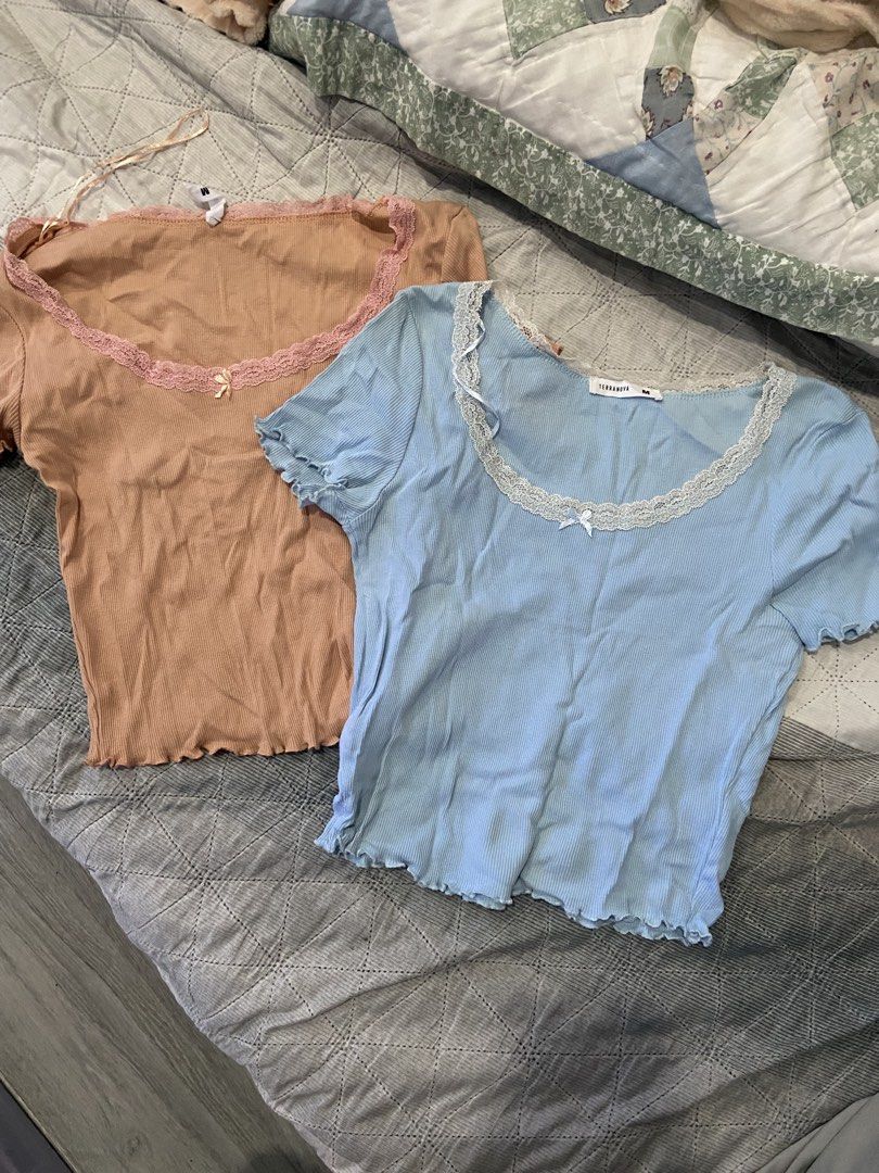 tank tops 260 for 2 (Category: Shirts) located in Santa Rita. Submitted by viorr (Listing ID 1468331565, Image 1). Description: .
