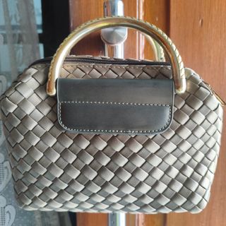 (Kategori: ) berada di . Dikirim oleh mayaa30 (ID iklan 1468404082, Gambar 1). Deskripsi: .