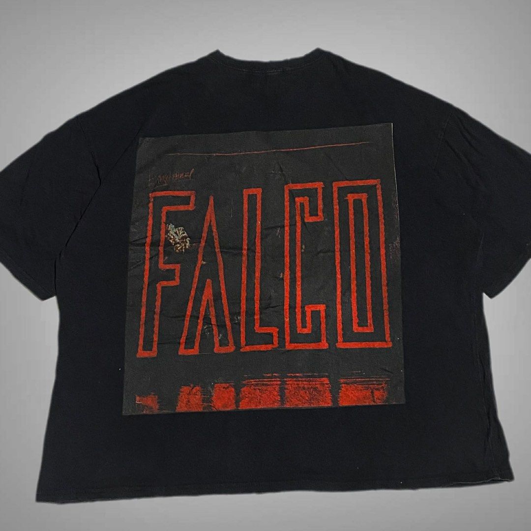 Tattered Big Print Shirt (Category: Tshirts & Polo Shirts ) located in Mabalacat. Submitted by stellargarments (Listing ID 1468350395, Image 1). Description: Length : 28 Width : 25 Condition : 9/10 tattered neck, sleeves & hem ganda ng design malaki sa personal print super nice & kinis! color acidblack vibe very comfy & smooth on skin need wash no major stain fresh from bale.