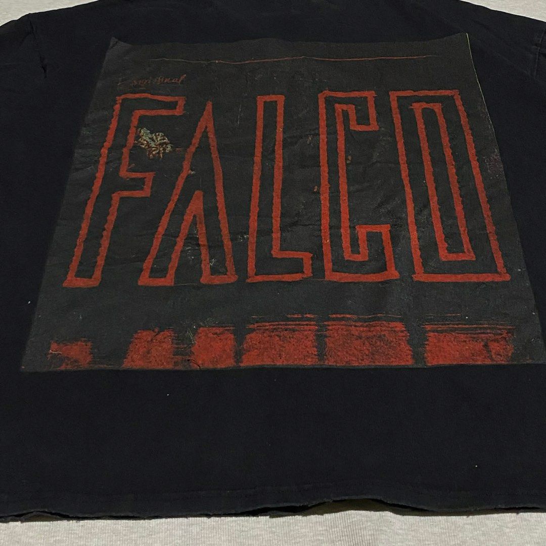 Tattered Big Print Shirt (Category: Tshirts & Polo Shirts ) located in Mabalacat. Submitted by stellargarments (Listing ID 1468350395, Image 3). Description: Length : 28 Width : 25 Condition : 9/10 tattered neck, sleeves & hem ganda ng design malaki sa personal print super nice & kinis! color acidblack vibe very comfy & smooth on skin need wash no major stain fresh from bale.