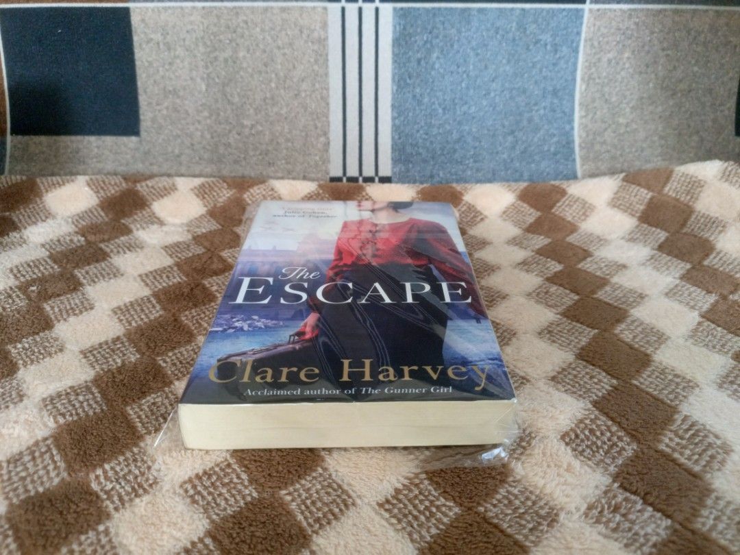 The Escape by Clare Harvey (Category: Storybooks) located in Bambang. Submitted by axela21 (Listing ID 1468391175, Image 2). Description: .
