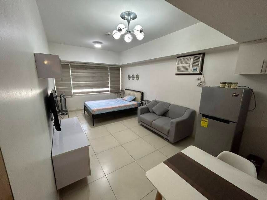 The Lerato Sstudio-type for RENT (Category: Apartments & Condos) located in Makati City. Submitted by lemontreerealestateinc. (Listing ID 1468303368, Image 2). Description: FOR RENT The Lerato, Tower 1 Makati City Furnished studio-type condominium unit for rent at The Lerato with a 32 sqm floor area. This Furnished condo in Makati City offers a comfortable and convenient lifestyle in a prime location near offices, shopping malls, restaurants, and