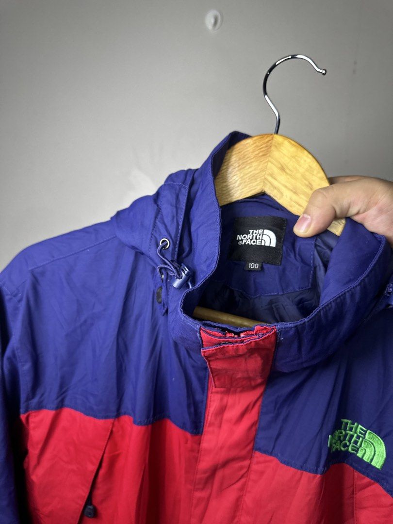 THE NORTH FACE (Category: Coats, Jackets and Outerwear) located in Molave. Submitted by thriftmate13 (Listing ID 1468459751, Image 2). Description: .