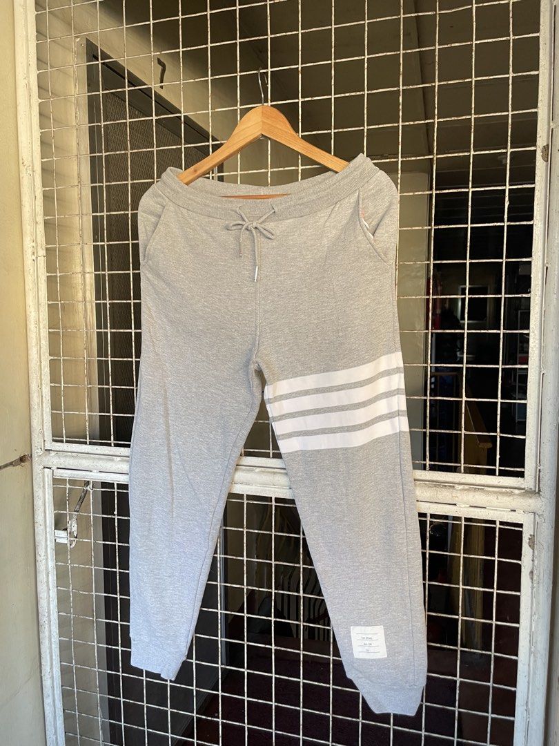 Thom Browne 4-Bar Stripe Pants (Category: Luxury Apparel) located in Manila. Submitted by oftherack_04 (Listing ID 1468365672, Image 3). Description: Size Large on tag No issue Excellent condition W 32 L 40.