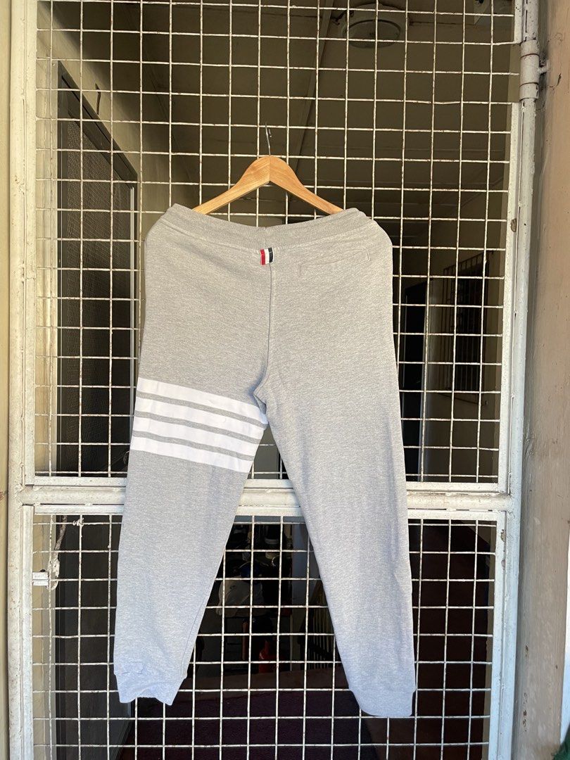 Thom Browne 4-Bar Stripe Pants (Category: Luxury Apparel) located in Manila. Submitted by oftherack_04 (Listing ID 1468365672, Image 2). Description: Size Large on tag No issue Excellent condition W 32 L 40.