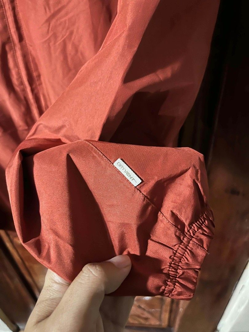 TIMBERLAND DRYVENT WATERPROOF (Category: Coats, Jackets and Outerwear) located in Bulacan. Submitted by 1008.thrift (Listing ID 1468436164, Image 3). Description: TIMBERLAND DRYVENT WATERPROOF W22xL28 MEDIUM TO LARGE NO ISSUE EXCELLENT CONDITION.