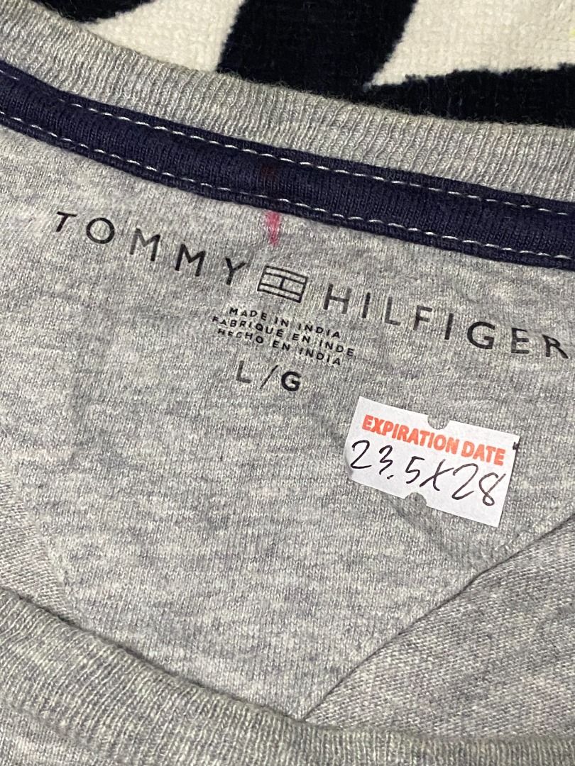 Tommy hilfiger long sleeves (Category: Tshirts & Polo Shirts ) located in Las Pinas. Submitted by all_details_posted (Listing ID 1468432612, Image 2). Description: need wash only.