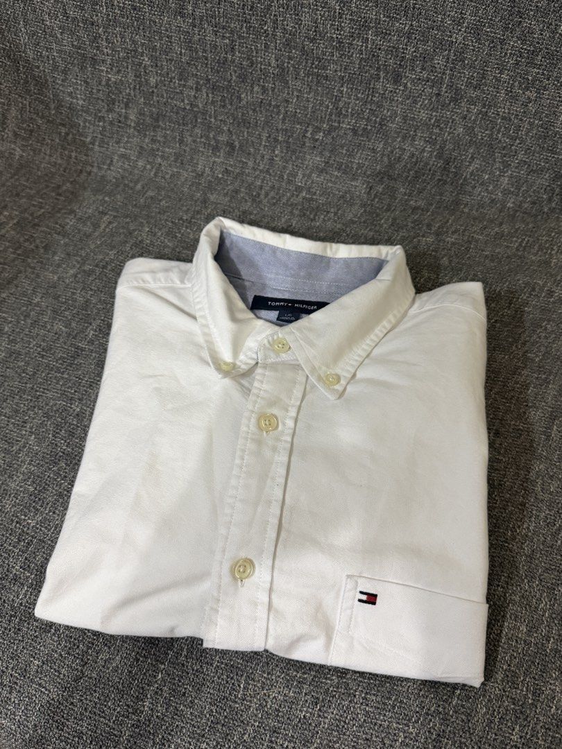 Tommy Hilfiger Longsleeve Polo (Category: Formal Shirts) located in Manila. Submitted by ajaycastro25216 (Listing ID 1468421433, Image 1). Description: .