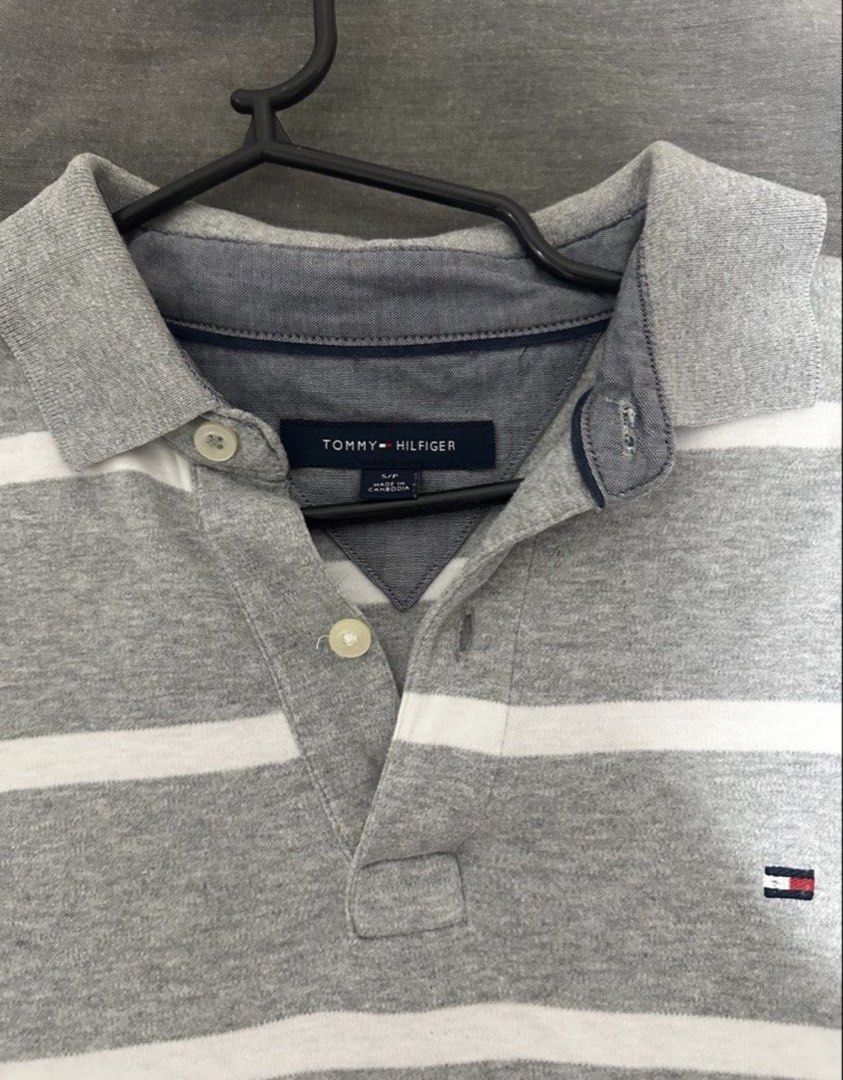 Tommy Hilfiger Polo Shirt (Category: Tshirts & Polo Shirts ) located in Subic. Submitted by declutterbyshit (Listing ID 1468353526, Image 2). Description: Tommy Hilfiger polo shirt (27x21.5).