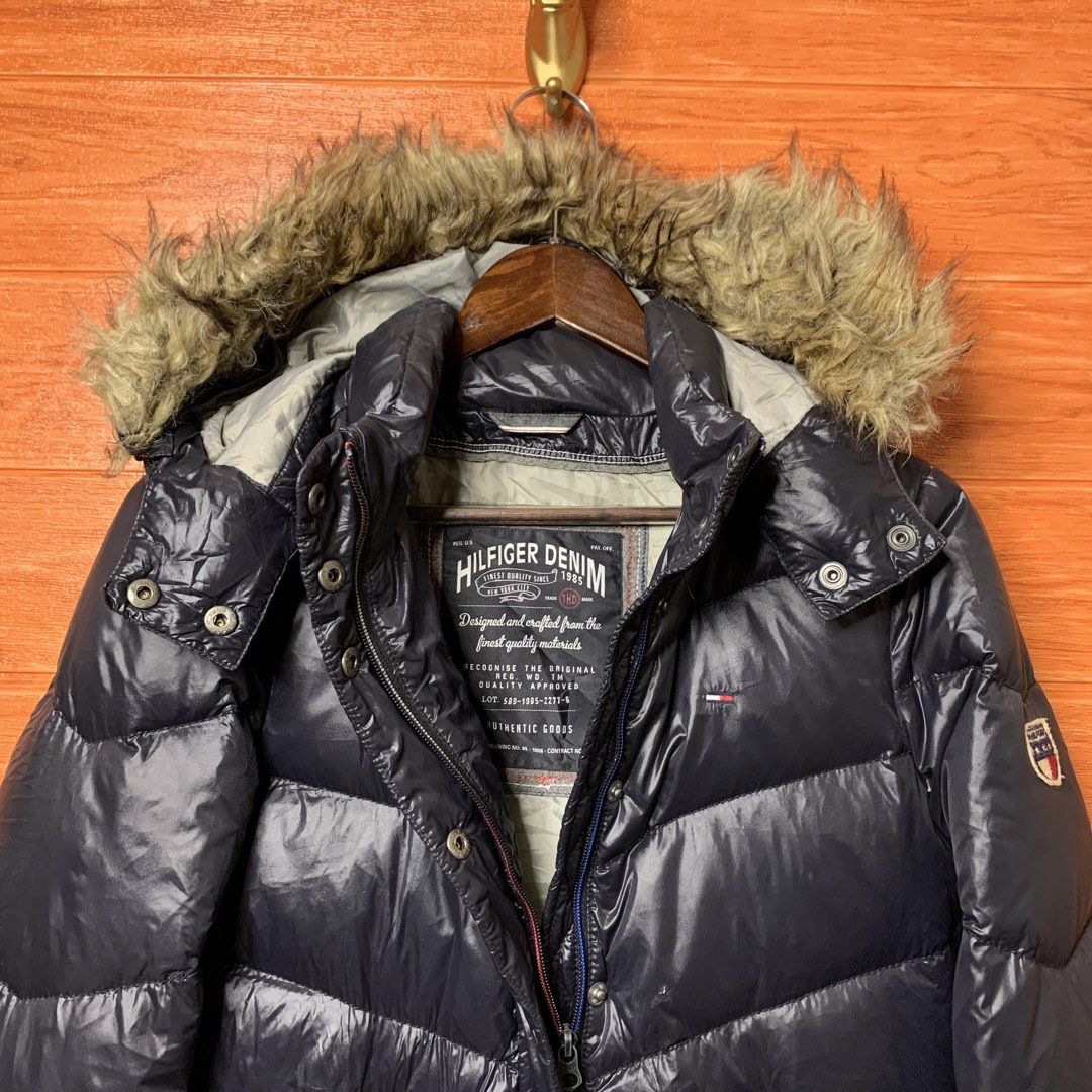 Tommy Hilfiger Puffer Jacket (Category: Coats, Jackets and Outerwear) located in Quezon City. Submitted by donklasiko (Listing ID 1468336171, Image 3). Description: Condition: 9.5+/10 Pristine condition Issue: non Refer to the dimension 🤗 PM FOR MORE DETAILS NO RETURN, NO EXCHANGE & NO REFUND! ✅I ALSO ACCEPT TRADE/SWAP TO ANYTHING JUST DROP YOUR OFFER Please manage your expectations, this is a secondhand item. What you see is what you get 😊 💵M