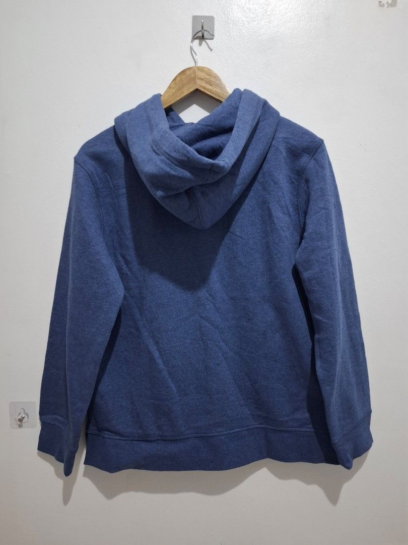 Tommy hilfiger size med (Category: Coats, Jackets and Outerwear) located in Tarlac. Submitted by christopher.24 (Listing ID 1468321035, Image 2). Description: good as new legit.