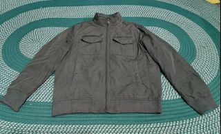 (Category: ) located in . Submitted by thrifteditem (Listing ID 1468338355, Image 1). Description: .
