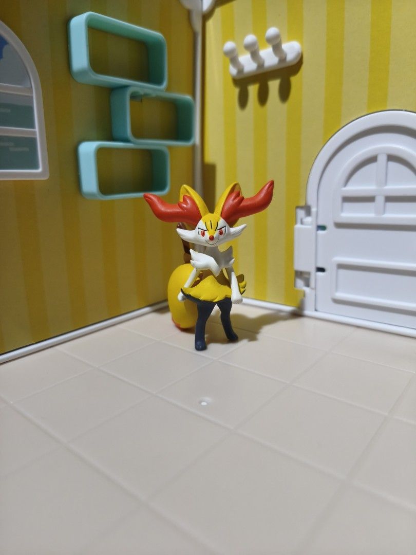 TOMY Pokemon Figure - Braixen (Category: Action & Battle Toys) located in Taguig. Submitted by lilrootshop (Listing ID 1468307609, Image 1). Description: ***Crossposted*** Price: 650 AUTHENTIC Pass sa lowballers! First to pay basis. No COD. For item reservation, a down payment of 50% or 100 pesos (whichever is less) is required. Down payment is non-refundable. One month reservation only. Location: Taguig (near BGC) MOP: GCash / Maya / GoTyme.