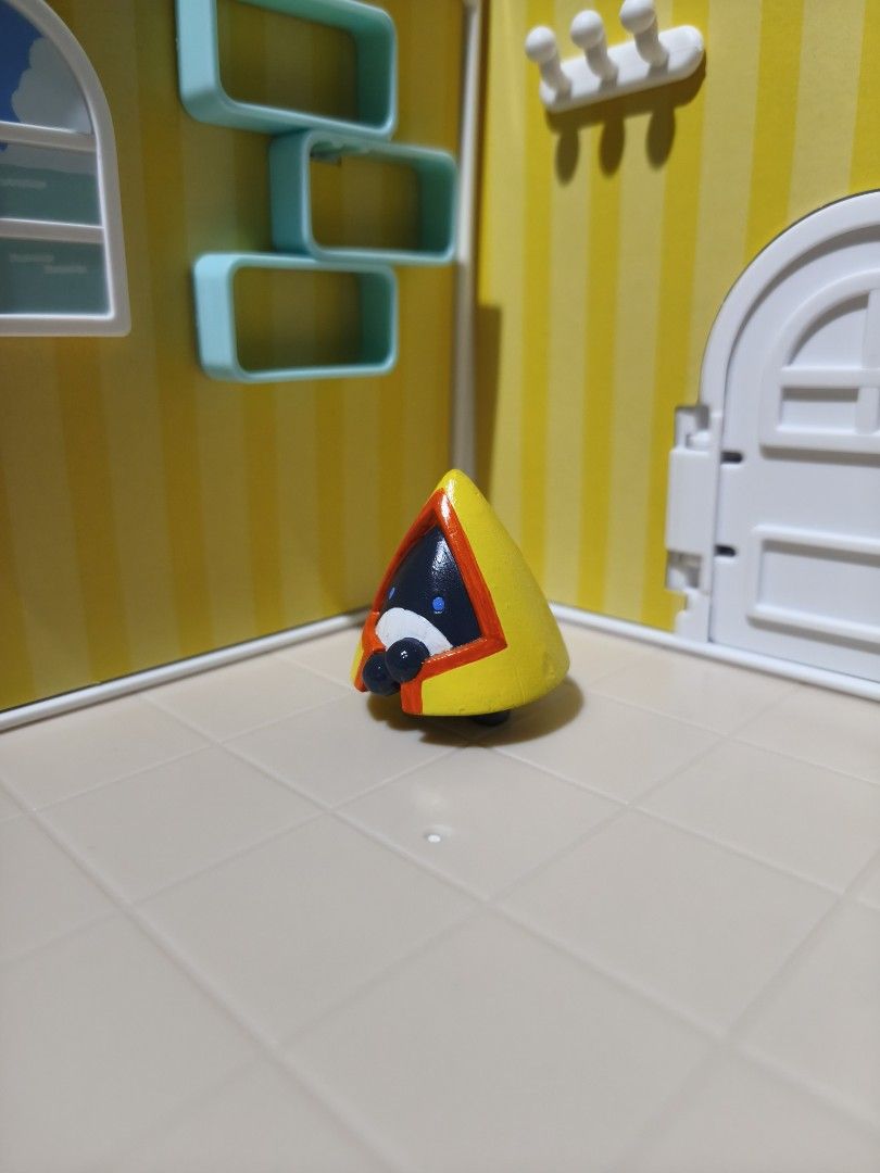 TOMY Pokemon Figure - Snorunt (Category: Action & Battle Toys) located in Taguig. Submitted by lilrootshop (Listing ID 1468316878, Image 2). Description: ***Crossposted*** Price: 1,300 AUTHENTIC Pass sa lowballers! First to pay basis. No COD. For item reservation, a down payment of 50% or 100 pesos (whichever is less) is required. Down payment is non-refundable. One month reservation only. Location: Taguig (near BGC) MOP: GCash / Maya / GoTyme.