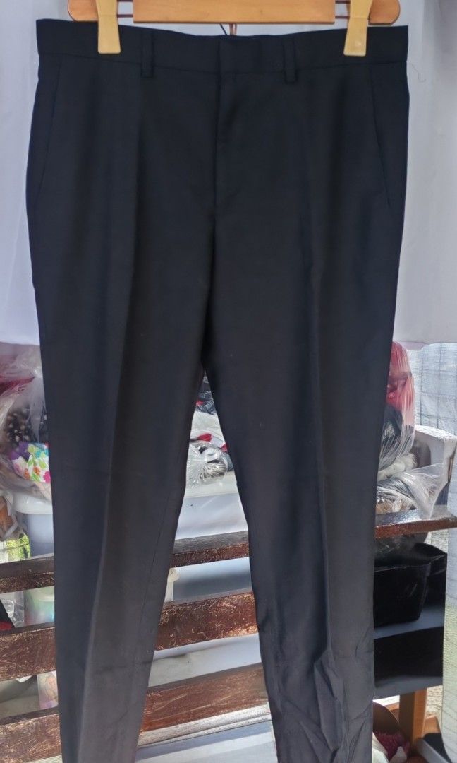 Topman slacks 32 waistline (Category: Jeans) located in Quezon City. Submitted by plantcorner (Listing ID 1468329781, Image 1). Description: Slim fit 32 waist Euc Need wash lang dahil hindi nagamit, nastock. Haba 38 inches.