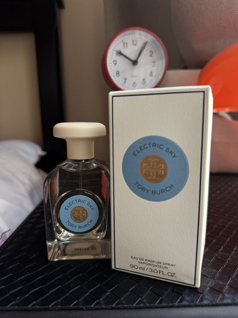 Tory Burch Electric Sky Eau De Parfum 90ml (Category: Fragrance & Deodorants) located in Taguig. Submitted by earlclr (Listing ID 1468294179, Image 2). Description: - Authentic Tory Burch Electric Sky Eau de Parfum - Generous 90ml full-size bottle - Comes with original packaging box - Scent notes: Refreshing cactus flower, calming lavender, and warm wood - Stored properly away from sunlight and heat - Perfect for daily wear or as a gift - RFS: Bl