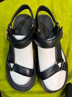 (Category: ) located in . Submitted by abk_storemandaluyong25 (Listing ID 1468438891, Image 1). Description: .