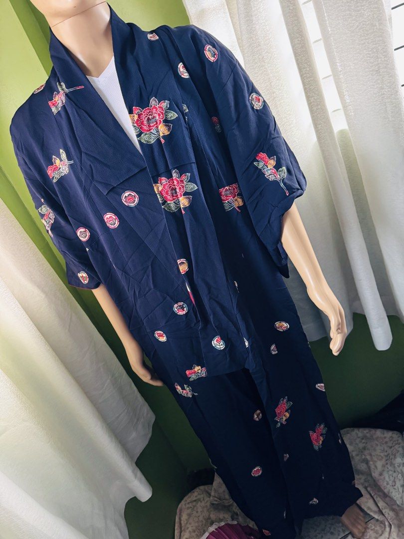Traditional Japanese Kimono (Category: Coats, Jackets and Outerwear) located in Bacolod City. Submitted by jeffreyhue19895 (Listing ID 1468315243, Image 1). Description: -₱599 Each Kimono Fixed Price - Worth ₱1,000 & up of purchase Free Delivery Nation Wide -Mannequin size 5'10 Medium size - Condition: Clean overall appearance, ready to wear - Versatile Use: Perfect for cultural events, costume parties, or stylish loungewear.