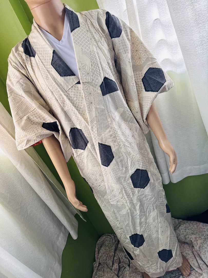 Traditional Japanese Kimono Robe Assorted Designs (Category: Dresses) located in Bacolod City. Submitted by jeffreyhue19895 (Listing ID 1468315890, Image 2). Description: - -₱599 Each Kimono Fixed Price - Worth ₱1,000 & up of purchase Free Delivery Nation Wide -Mannequin size 5'10 Medium size - Versatile use: ideal for cultural events, cozy loungewear, or costume parties - DM us to choose your preferred style and pattern.