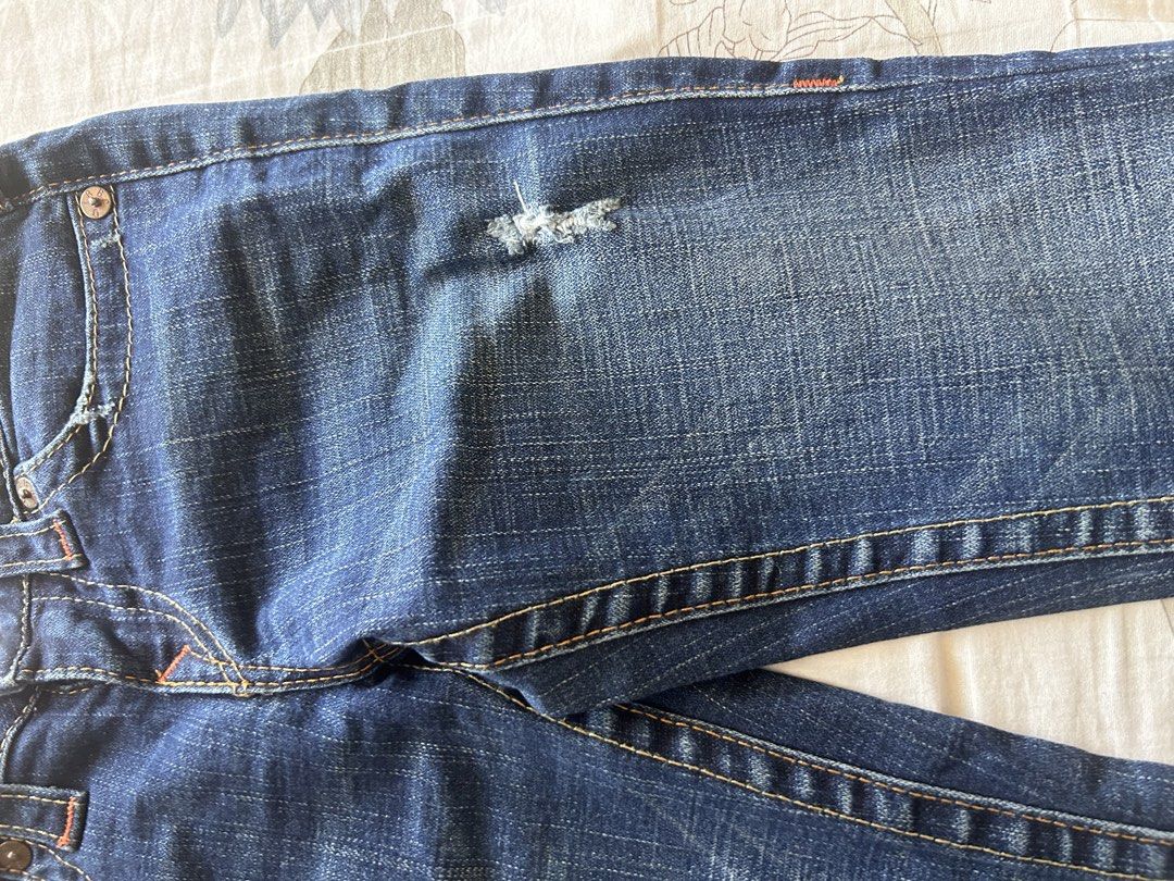 True Religion Low Rise Jeans (Category: Jeans) located in Taguig. Submitted by lovedby_flora (Listing ID 1468391741, Image 2). Description: No when worn! Not thrifted from my mom’s closet Needs wash! (Stored in closet for a long time) 25-26” waistline (Medida) 40” Length.