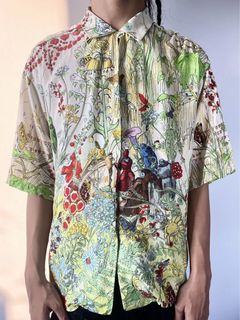 (Category: ) located in . Submitted by designerbrandsforless (Listing ID 1468393528, Image 1). Description: .